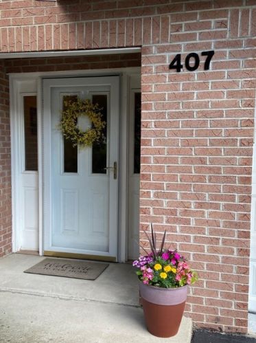407 Wingate Dr, Pittsburgh, PA 15205-4903