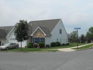 2 Nottingham Ln, Easton, PA 18045-2173