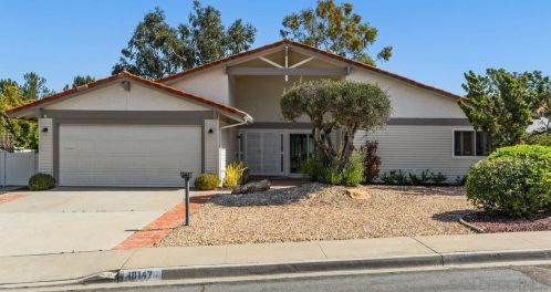 18147 Sencillo Dr, San Diego, CA 92128-1324