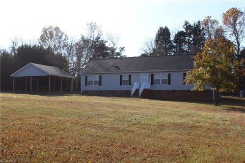 87 Whitestone Dr, Ruffin, NC 27326-9610