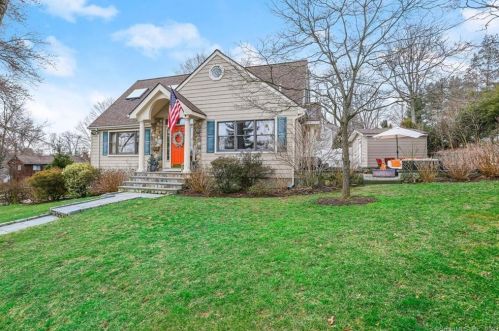146 Knox Rd, Stamford, CT 06907-1511