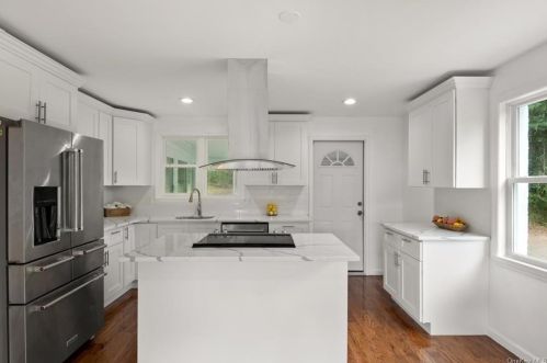 341 Archer Rd, Mahopac, NY 10541-2016