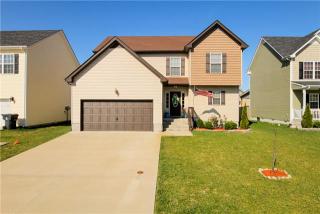3760 Gray Fox Dr, Clarksville, TN 37040-6236