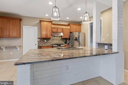 60 Silver Birch Dr, Lancaster PA  17602-7014 exterior