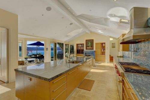 333 Belvedere Ave, Tiburon CA 94920-2429 exterior