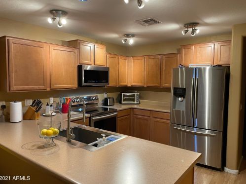 11554 Carol Ave, Youngtown, AZ 85363-1724