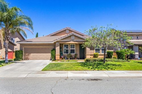1664 Sparrow Pt, Beaumont, CA 92223-2051