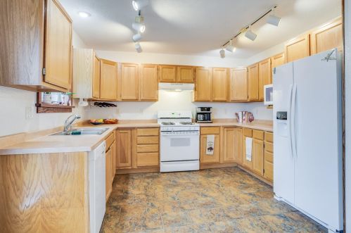 1907 Charles St, La Crosse WI  54603-2133 exterior