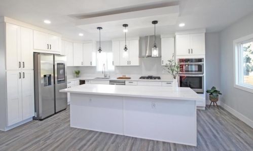 4542 Palm Ave, La Mesa CA  91941-5586 exterior