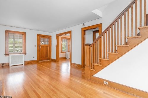 23 Stanford Pl, Montclair NJ  07042-5009 exterior
