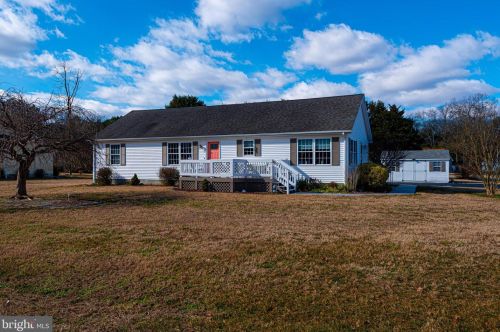 25714 Spicer St, Seaford, DE 19973-8252