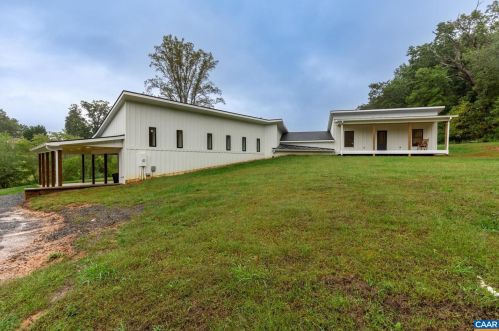 2615 Amicus Rd, Stanardsville VA  22973-3163 exterior