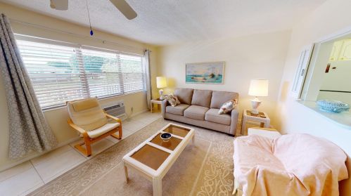 235 Dorchester J, West Palm Beach, FL 33417-1460