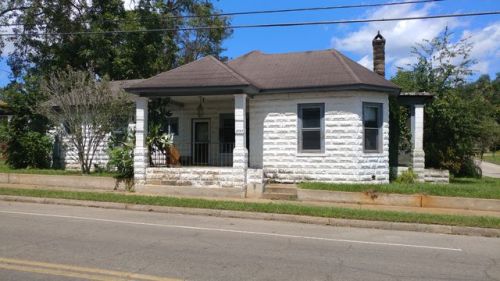 1002 King St, Quincy, FL 32351-1526