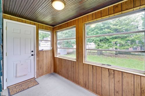 394 Drake Ave, Roselle NJ  07203-1414 exterior