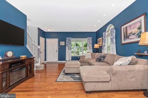 17 Lion Ct, Limerick PA  19468-1339 exterior