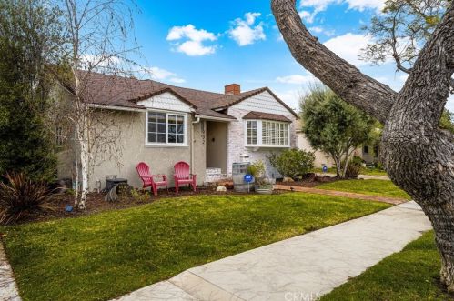 1932 Montair Ave, Long Beach CA  90815-3011 exterior