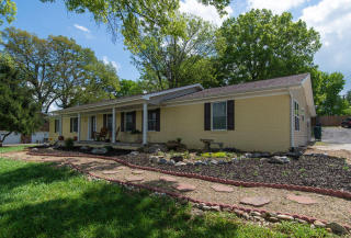 410 Montvale Station Rd, Maryville, TN 37803-5802