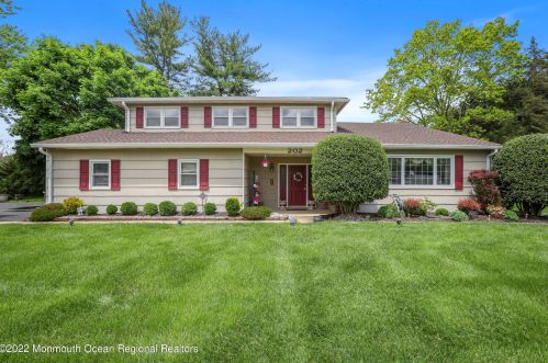 202 Elton Adelphia Rd, East Freehold, NJ 07728-3100