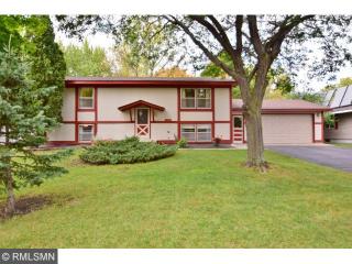 13081 Saratoga Ln, Champlin, MN 55316-1115