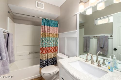 3433 Emelita Ave, Mesa AZ 85208-5617 exterior