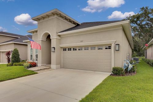 1017 Stoney Creek Dr, Lakeland FL  33811-2329 exterior