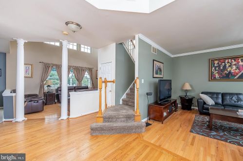 1 Helen Lois Ct, Pilesgrove NJ  08098-2639 exterior