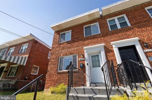 4252 Southern Ave, Washington, DC 20019-5630