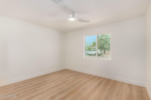 231 El Camino Dr, Phoenix AZ  85020-3515 exterior
