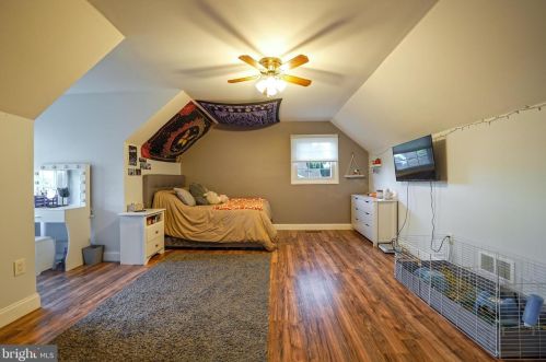 7 Zelley Ave, Trenton NJ  08620-2321 exterior