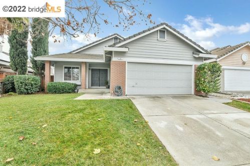 17 Harmony Ct, West Pittsburg, CA 94565-1790