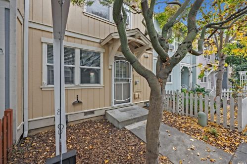 356 Taylor View Dr, Santa Rosa, CA 95404-8070