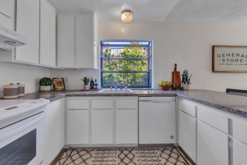 434 Brentwood Dr, Benicia CA  94510-1437 exterior