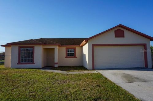 2 Catalina Ct, Kissimmee FL  34758-3912 exterior
