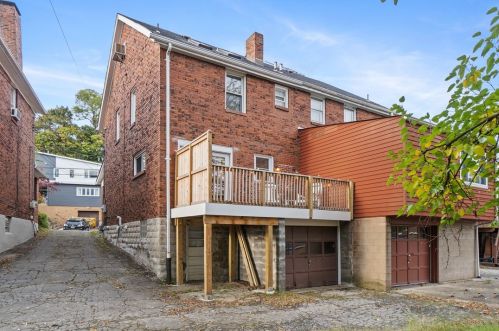 2871 Fernwald Rd, Pittsburgh PA  15217-3148 exterior