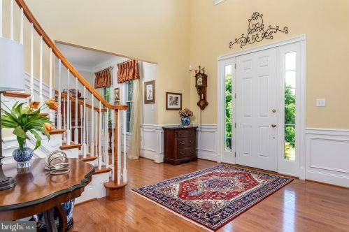 3 Pin Oak Dr, Chadds Ford, PA 19317-7386
