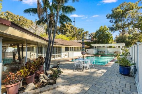 2901 Palos Verdes Dr, Palos Verdes Estates CA 90274-0025 exterior