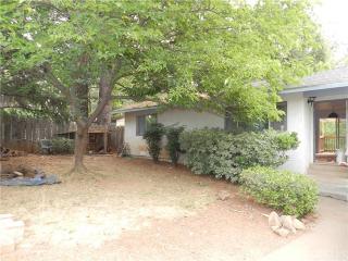 6020 Peck Ln, Paradise, CA 95969-4366