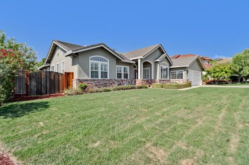 3714 Meadowlands Ln, San Jose, CA 95135-1651