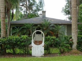 357 Magnolia Pl, De Bary, FL 32713-3963