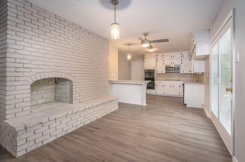 5713 Walla Ave, Fort Worth, TX 76133-2515
