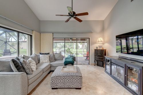 12892 Meadowbreeze Dr, West Palm Beach, FL 33414-2014
