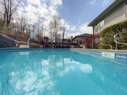 714 Hilbrich Ct, Dyer IN  46311-2775 exterior