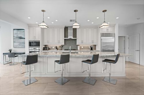 332 Spyglass Way, Jupiter FL 33477-4049 exterior