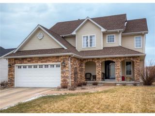 9816 Newport Vista Dr, Camp Dodge, IA 50131-2996