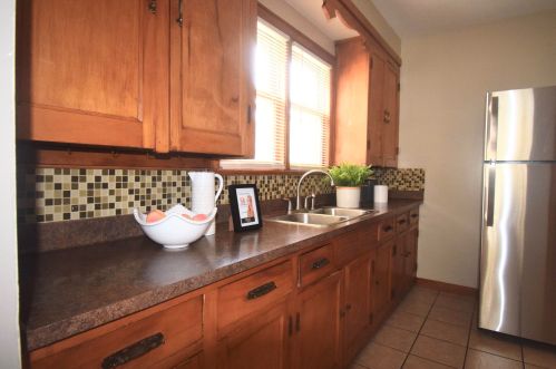 4461 56, Milwaukee WI 53218-5607 exterior