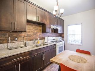 138 Clark Dr, Los Angeles CA  90048-3202 exterior