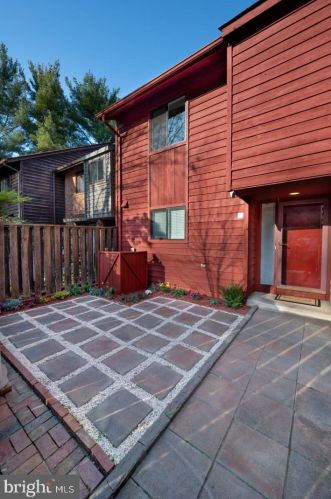 1905 Winterport Cluster, Herndon, VA 20191-3623
