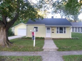 228 Academy St, Stoughton, WI 53589-1878