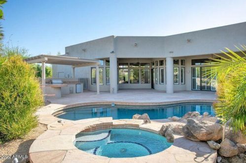 9010 Foothills Dr, Scottsdale, AZ 85255-5022